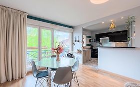 Calm Flat Ideally Located In Old Lille + Parking!